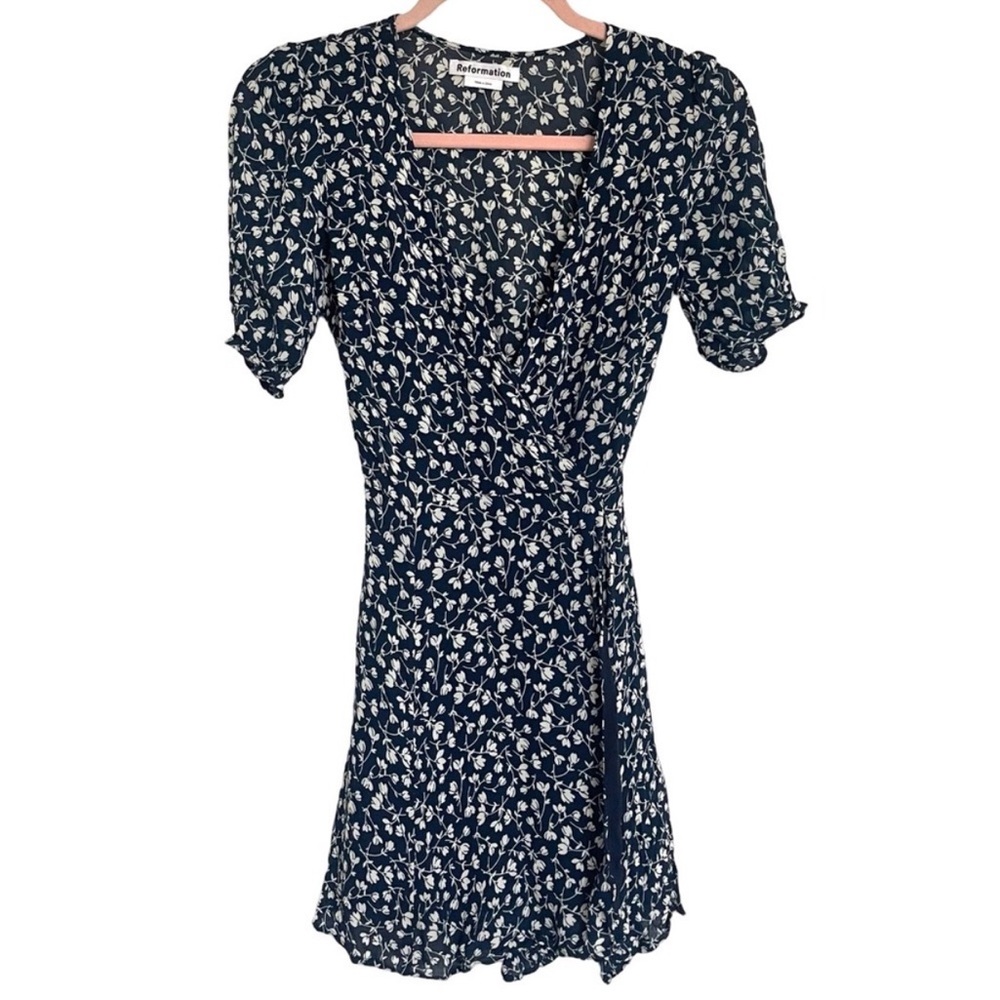 Reformation Navy White Floral Print Mini Wrap Dress Ruffle XS